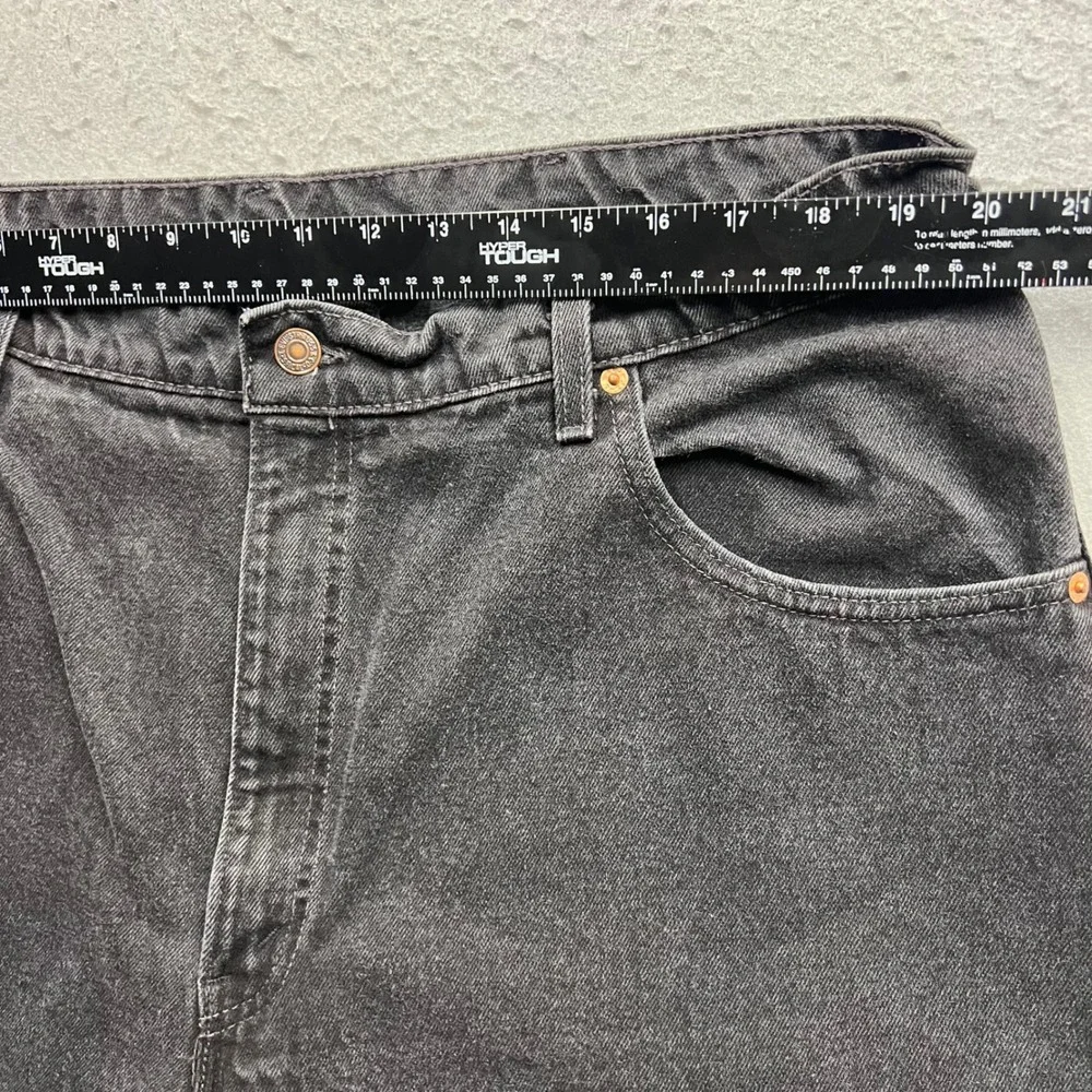 Levis proper leg feature